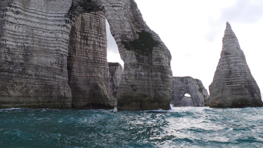 Colleville Cabanes Flottantes Et Gites Au Fil De L'Eau المظهر الخارجي الصورة